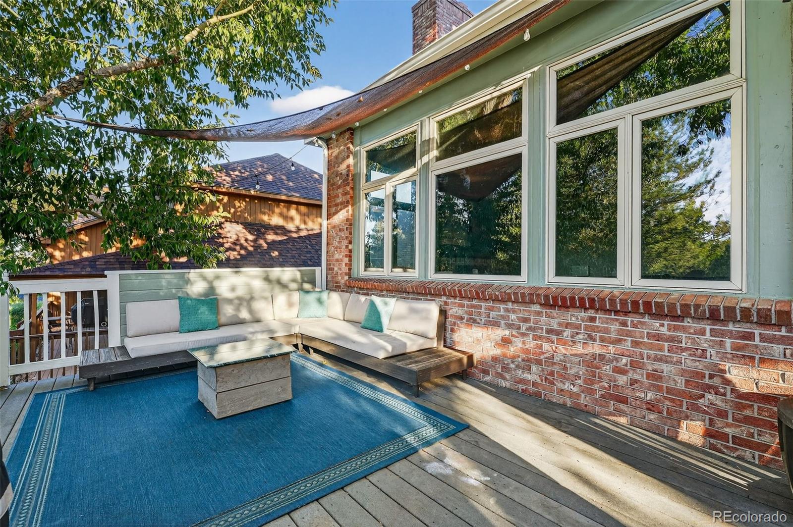 10537 W Ottawa Avenue