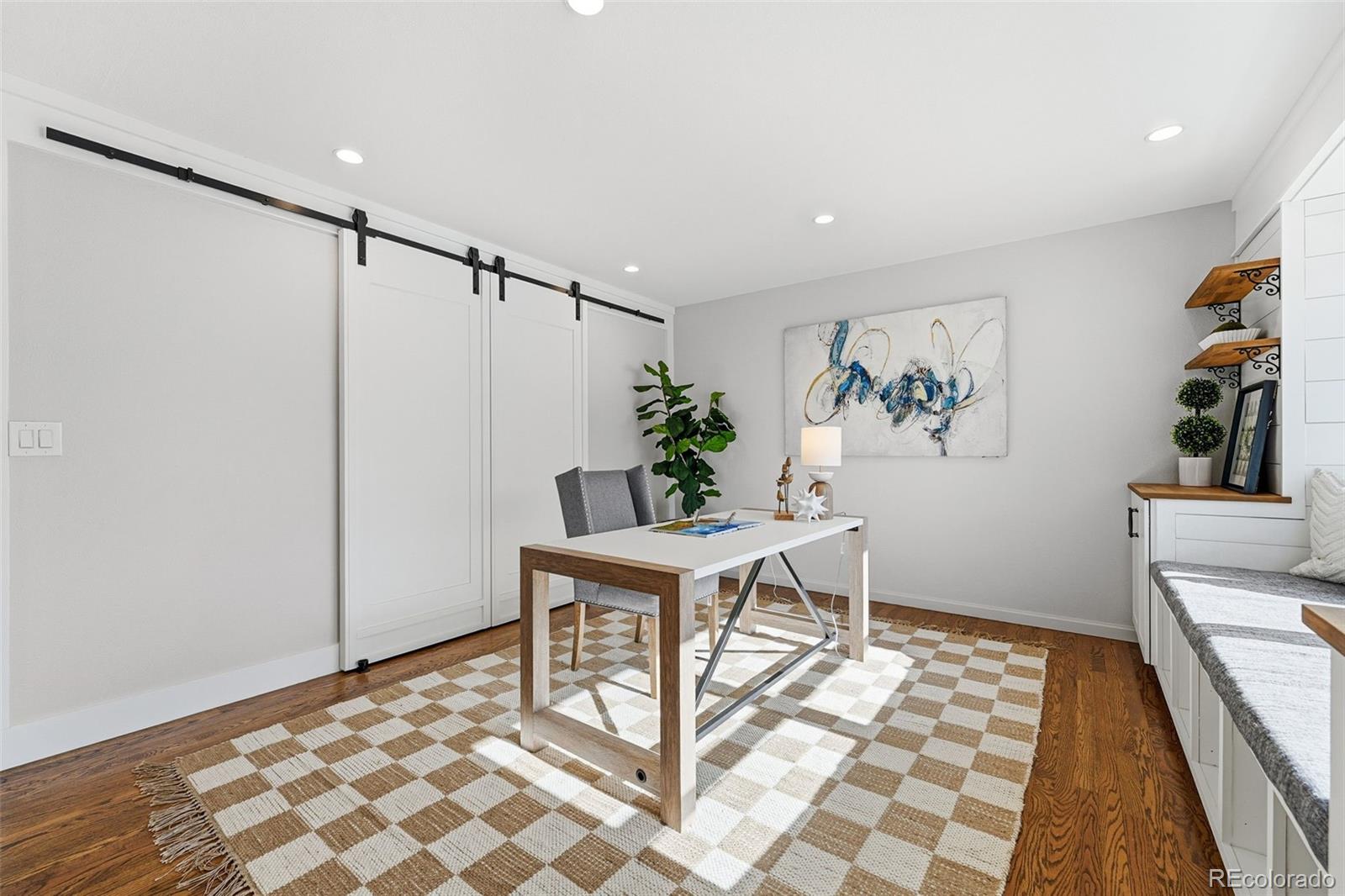 10537 W Ottawa Avenue