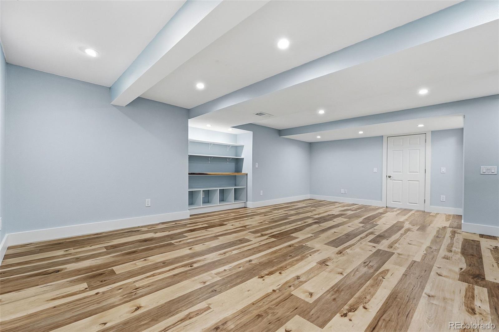 10537 W Ottawa Avenue