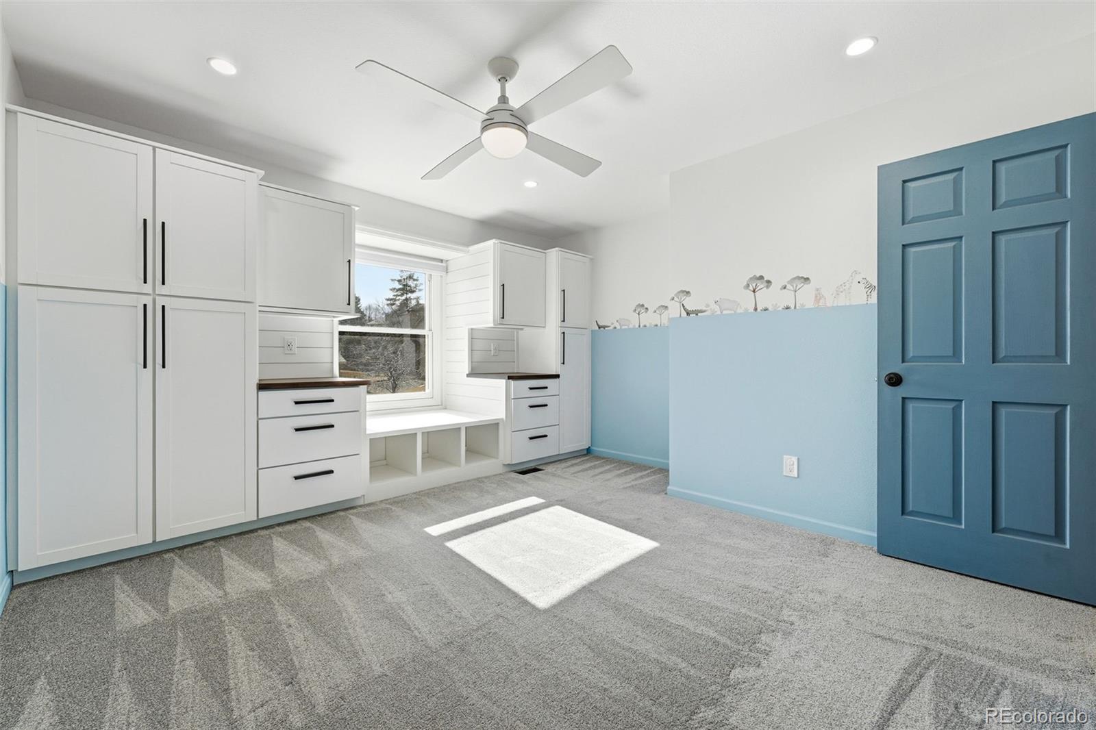 10537 W Ottawa Avenue