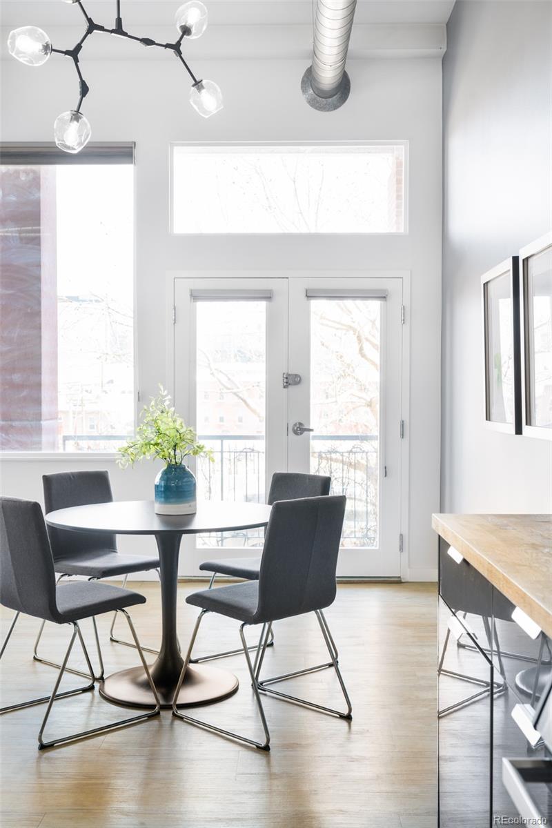 1521 Central Street Unit: 1B
