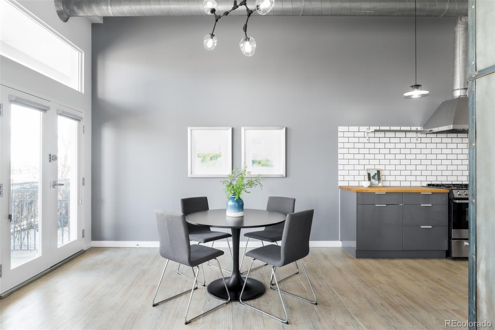1521 Central Street Unit: 1B
