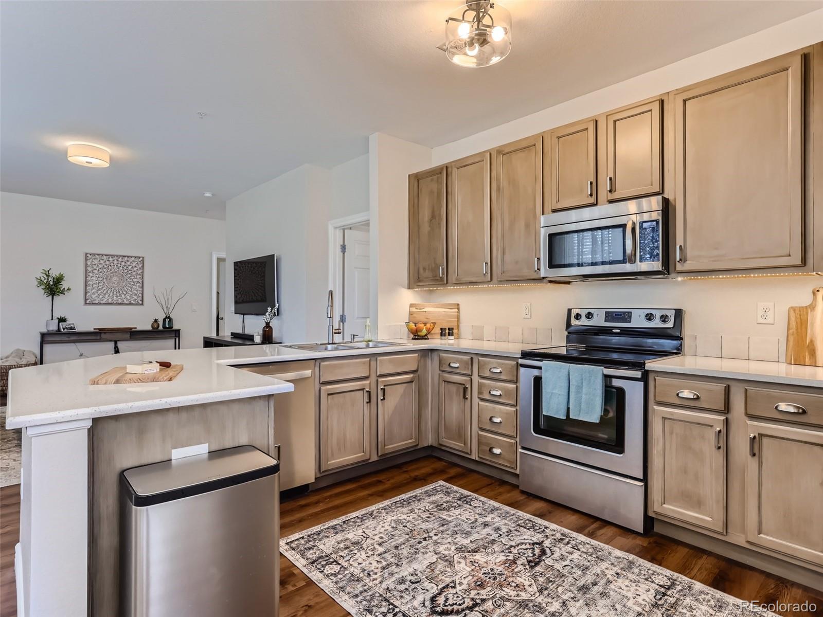 9637 E 5th Avenue Unit: 104