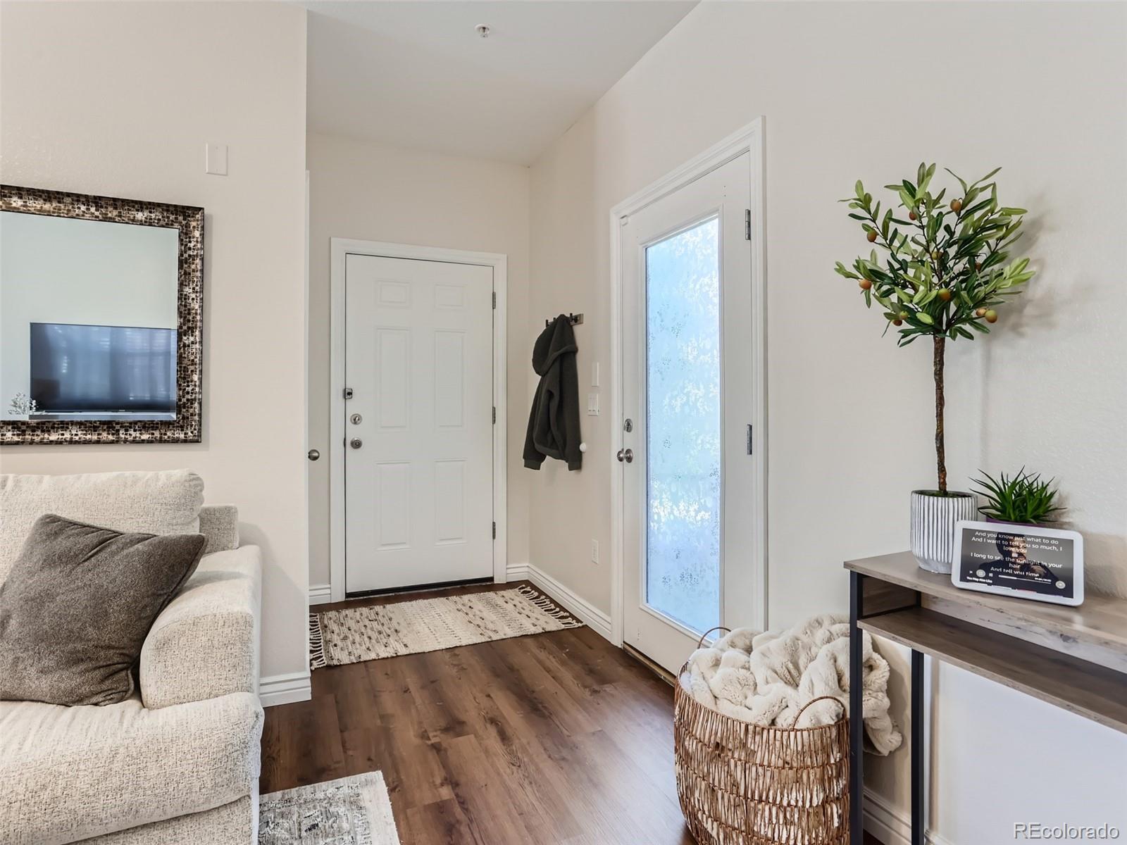 9637 E 5th Avenue Unit: 104