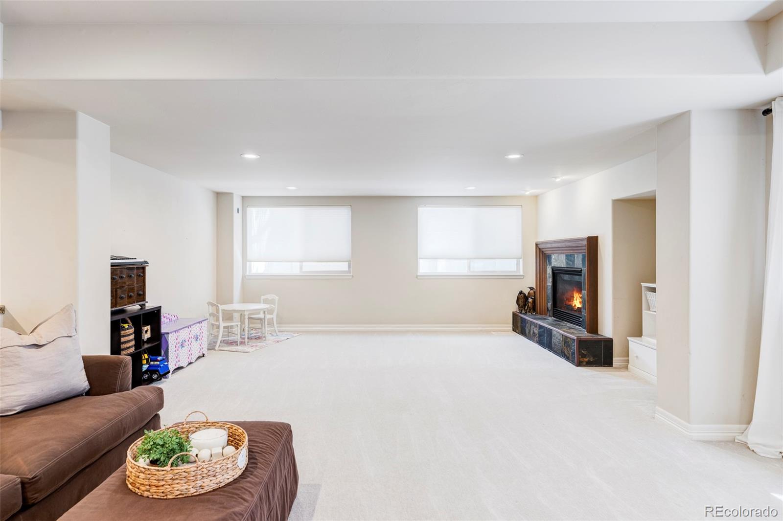 9600 S Shadow Hill Circle