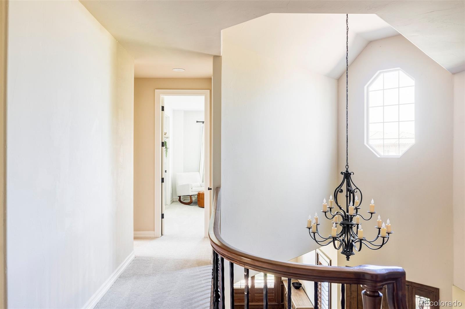 9600 S Shadow Hill Circle