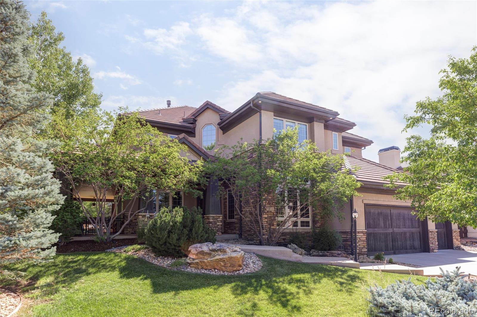 9600 S Shadow Hill Circle