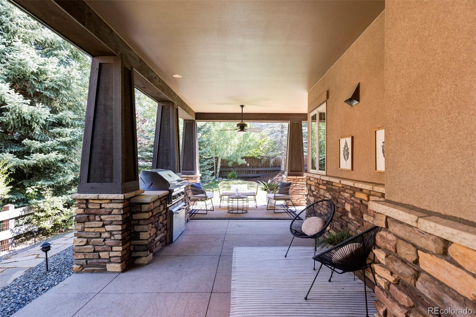 9600 S Shadow Hill Circle