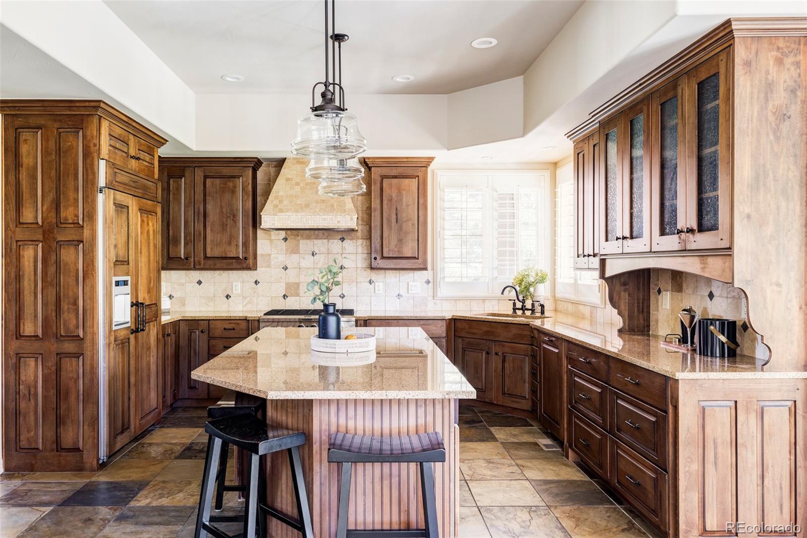 9600 S Shadow Hill Circle