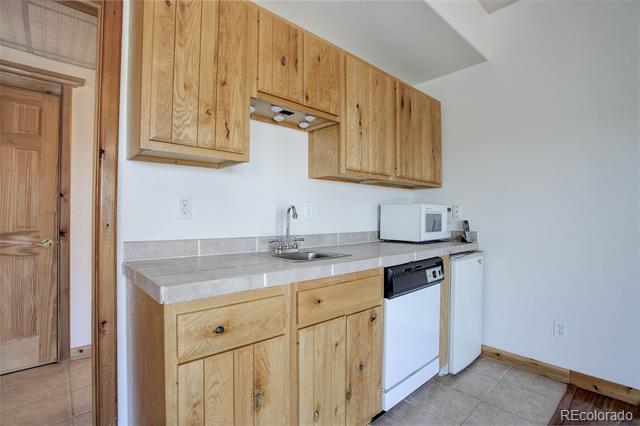 3692 Longs Peak Circle
