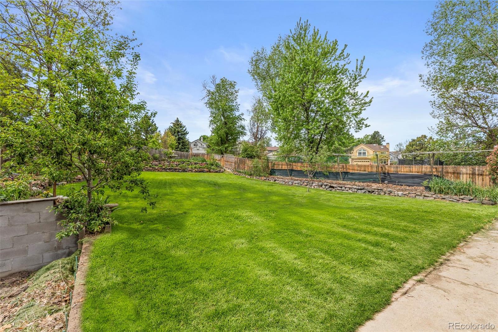 21504 Omaha Avenue