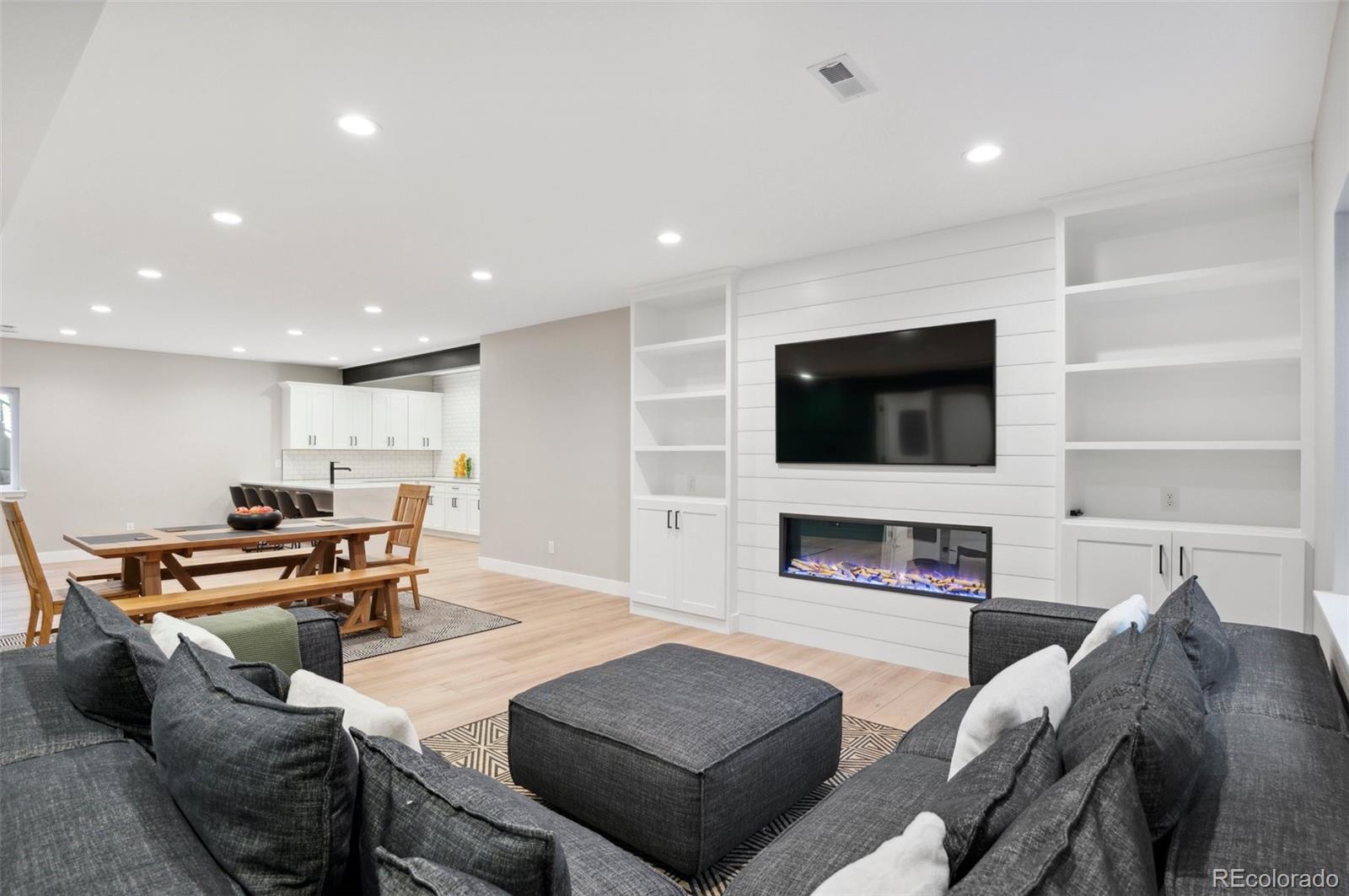 2822 Russet Sky Court