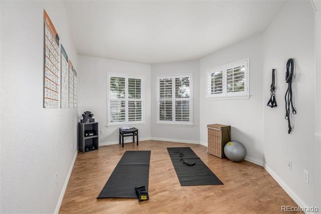 1011 S Valentia Street Unit: 30
