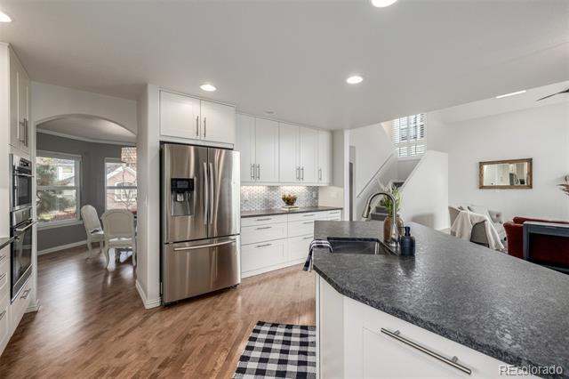 1011 S Valentia Street Unit: 30