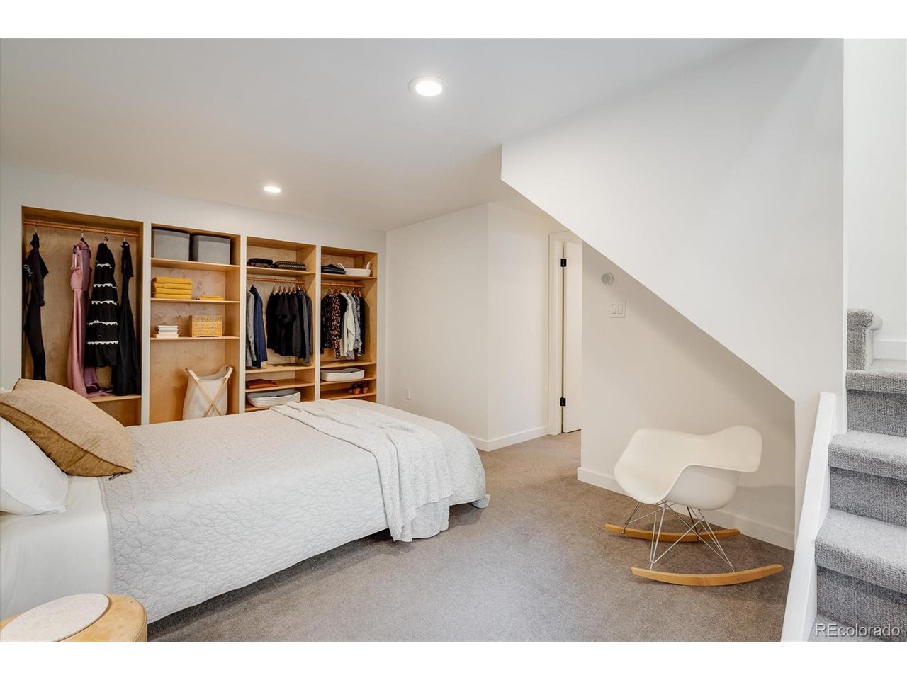 701 Pearl St 4