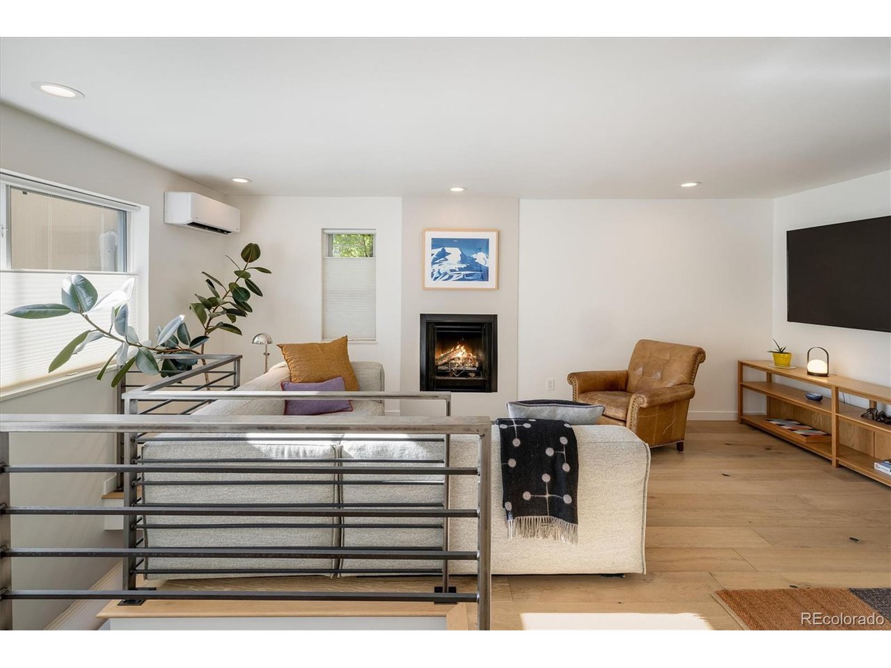 701 Pearl St 4