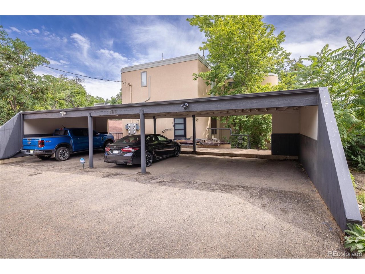 701 Pearl St 4