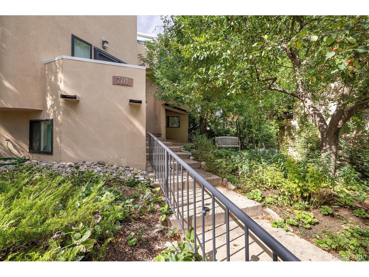 701 Pearl St 4