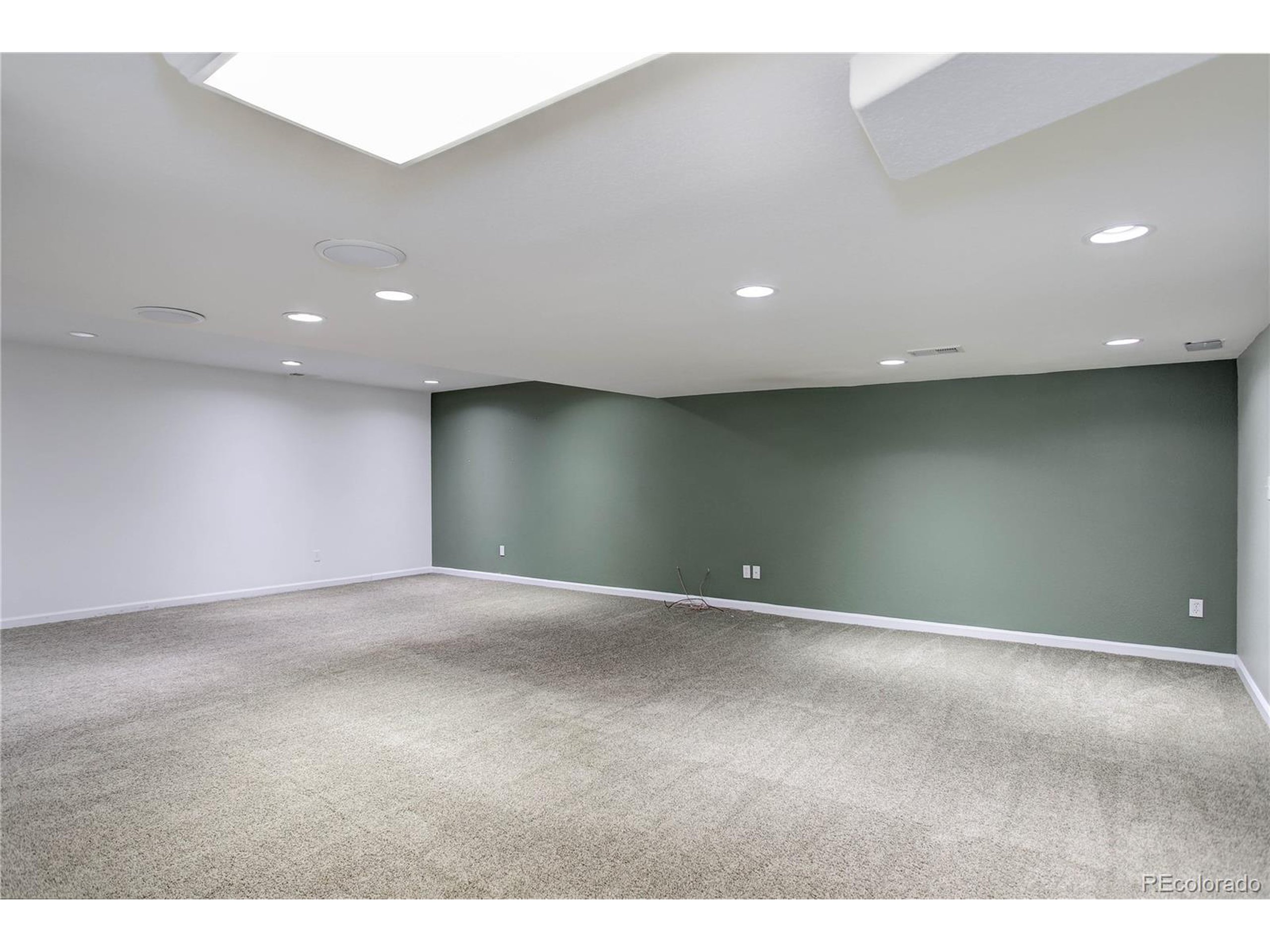 1600 Flint Ct