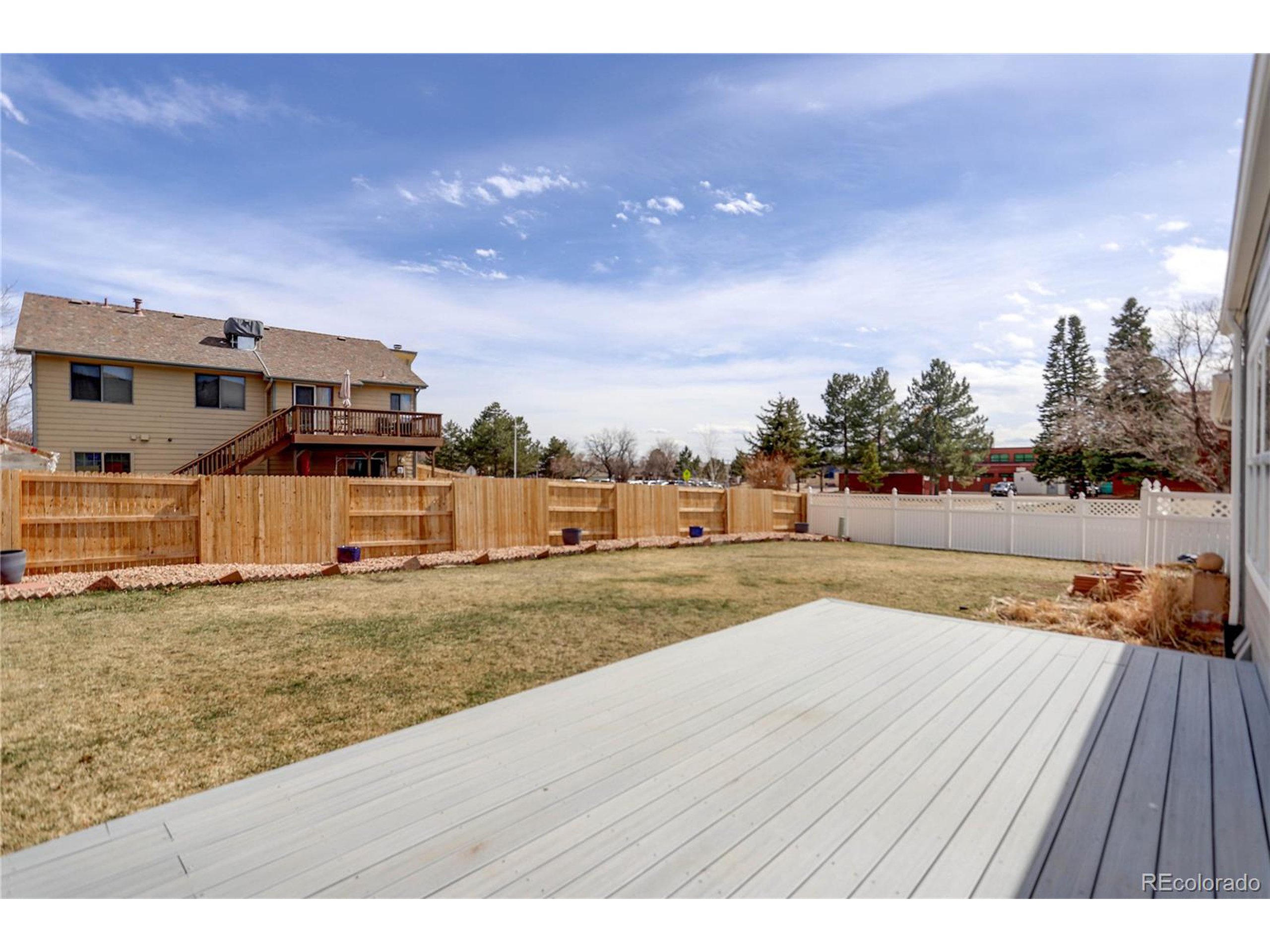 1600 Flint Ct