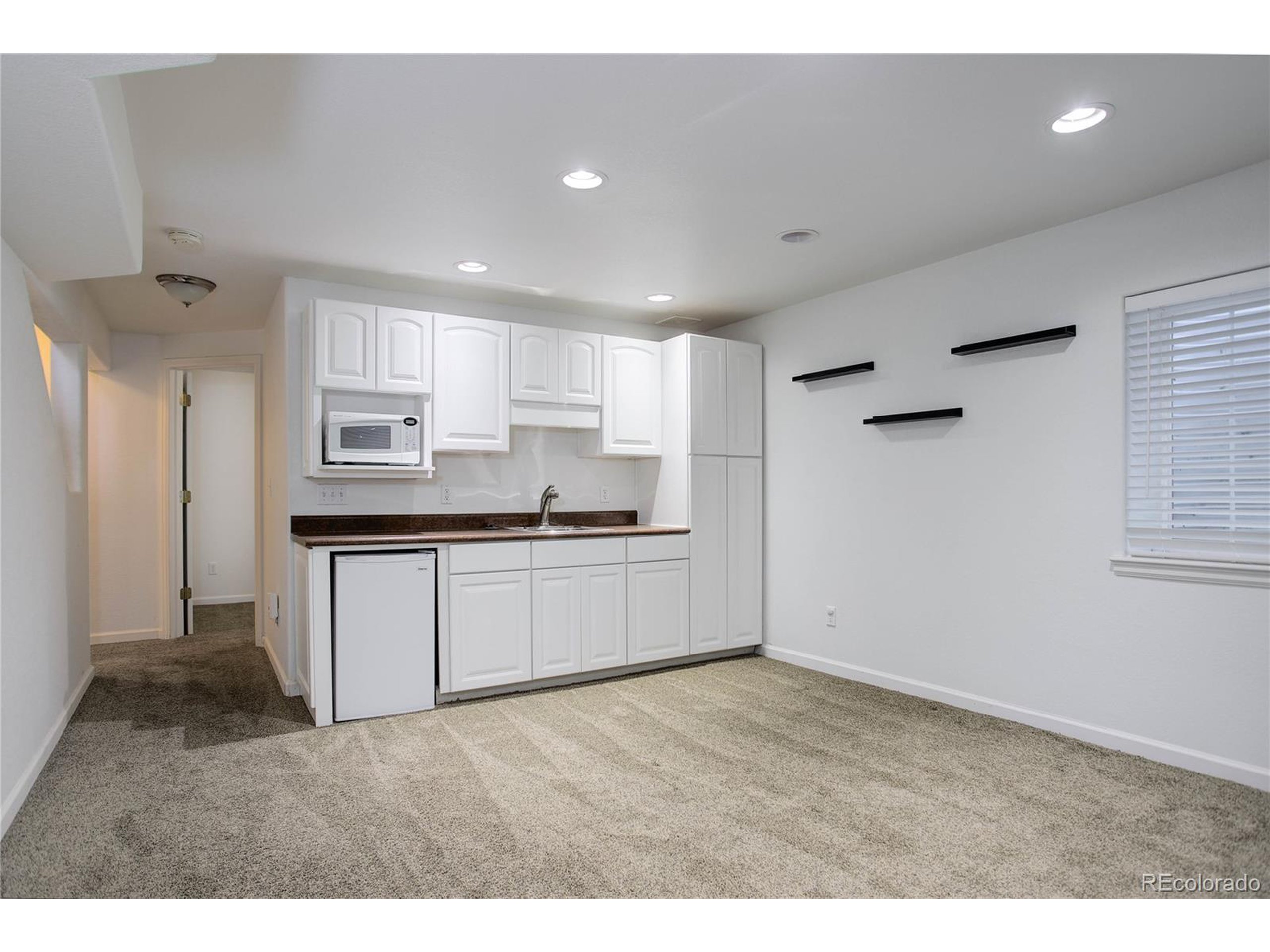 1600 Flint Ct
