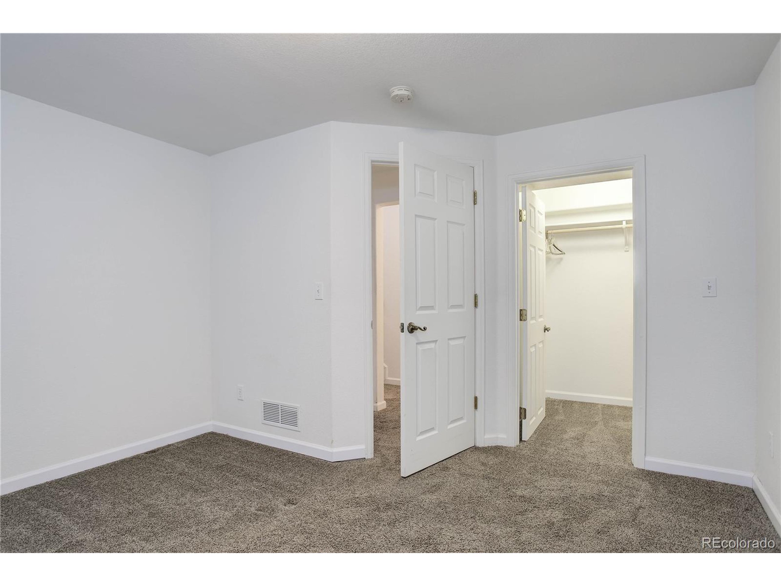 1600 Flint Ct