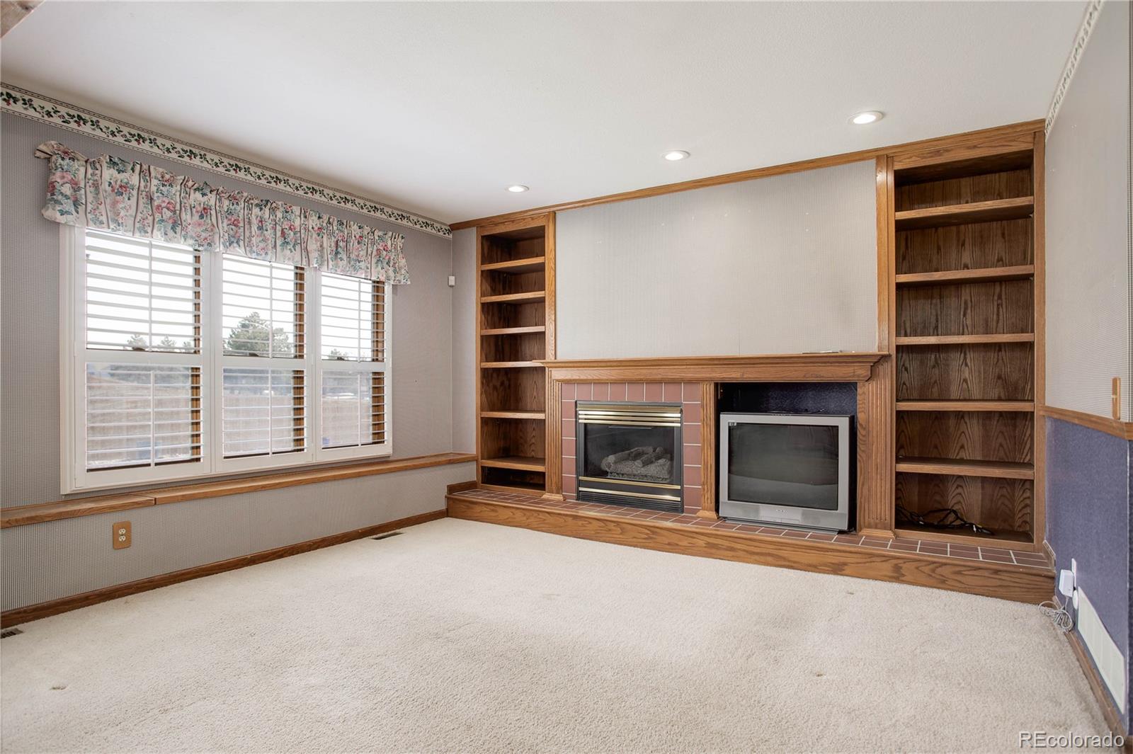 1600 Flint Court