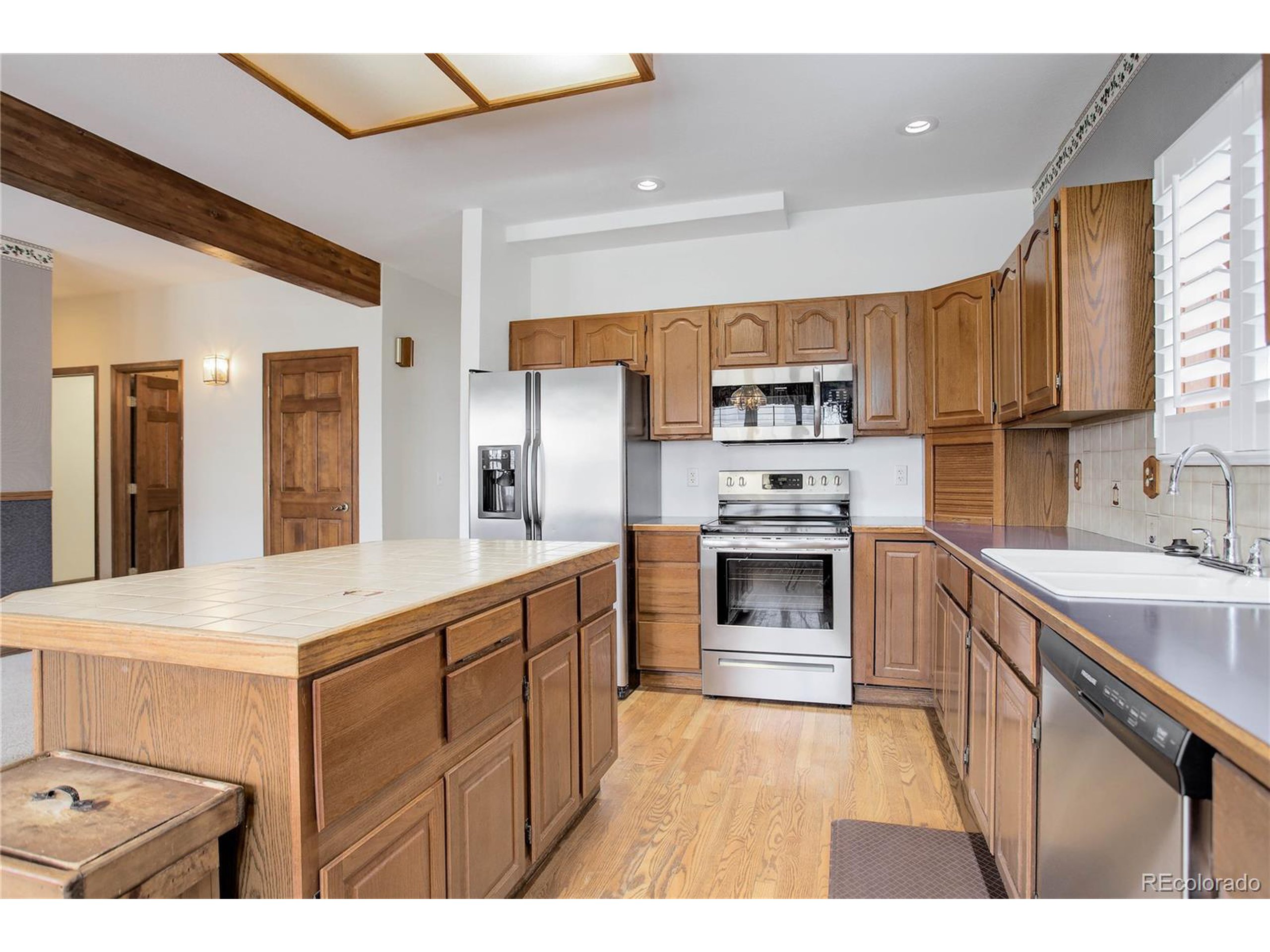 1600 Flint Ct
