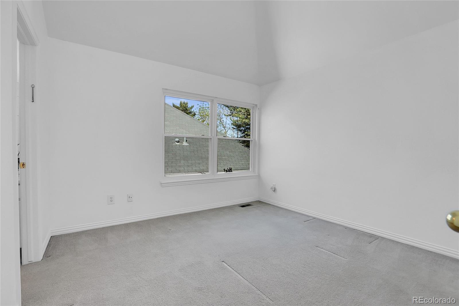 1011 S Valentia Street Unit: 3