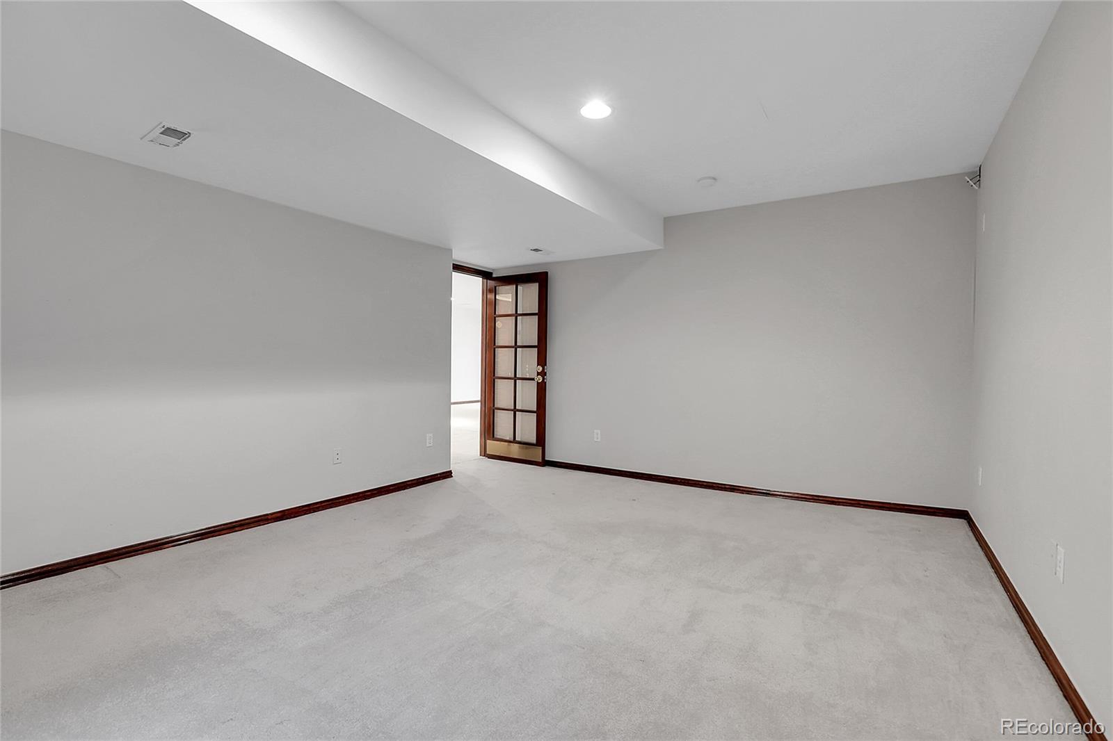 1011 S Valentia Street Unit: 3