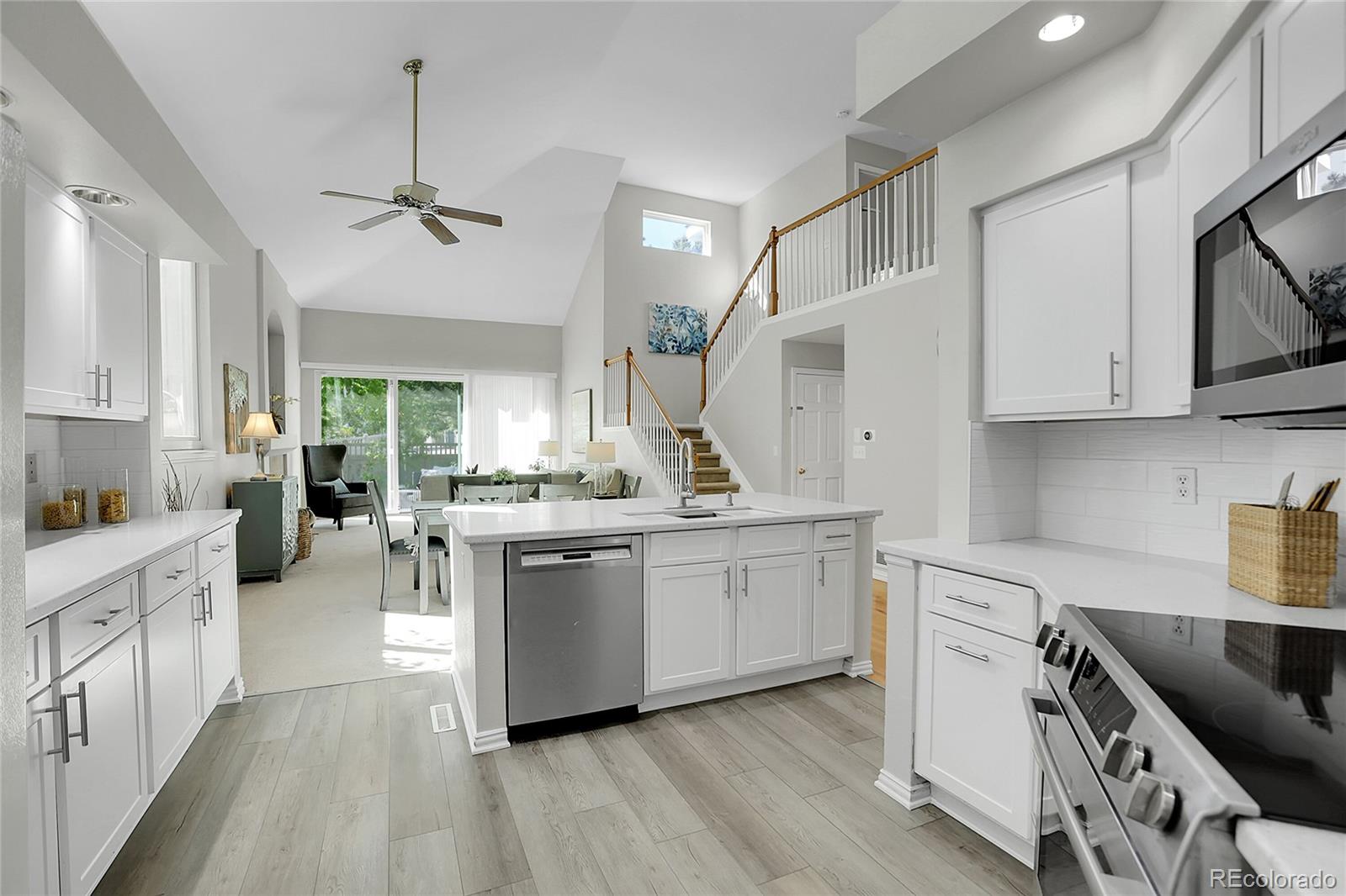 1011 S Valentia Street Unit: 3