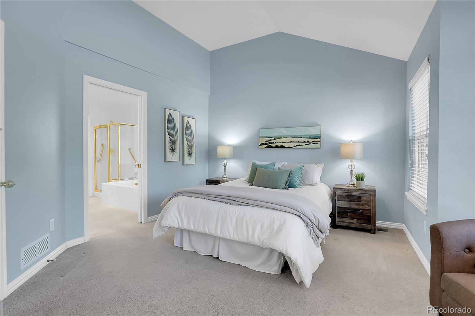 1011 S Valentia Street Unit: 3