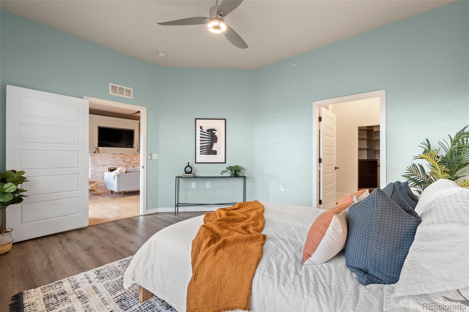 1166 Summit View Drive