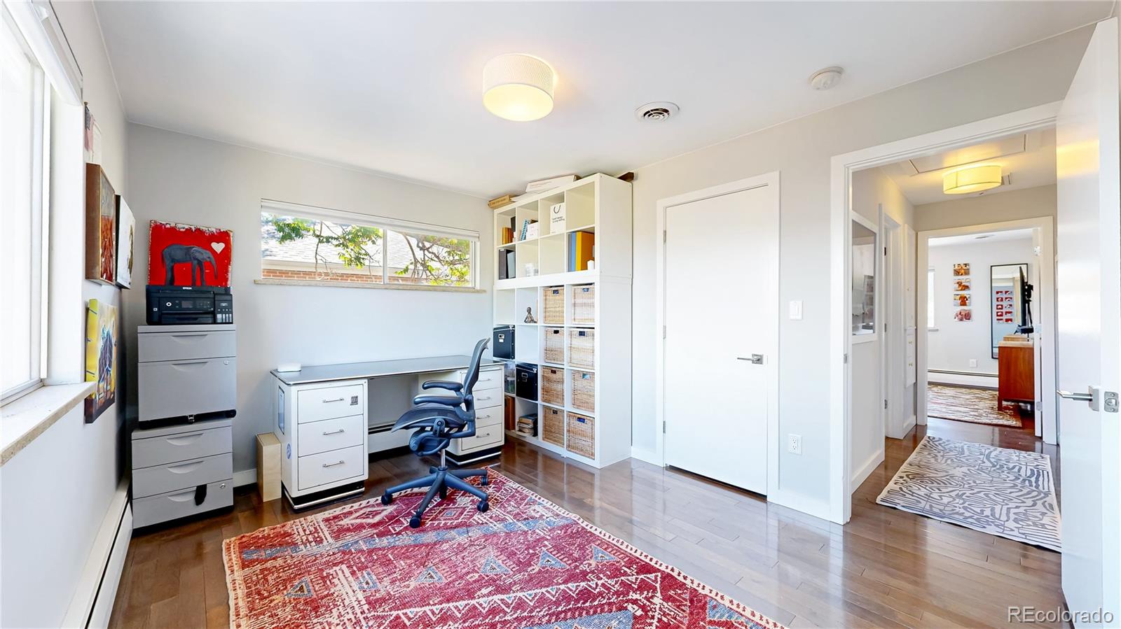 2221 W Moffat Place