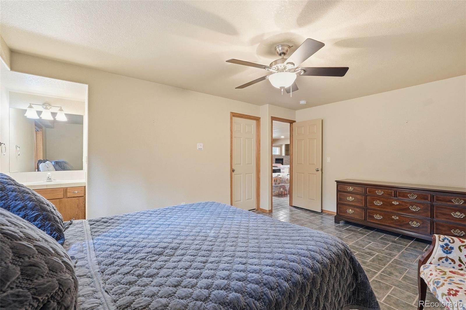 3925 Wavy Oak Drive