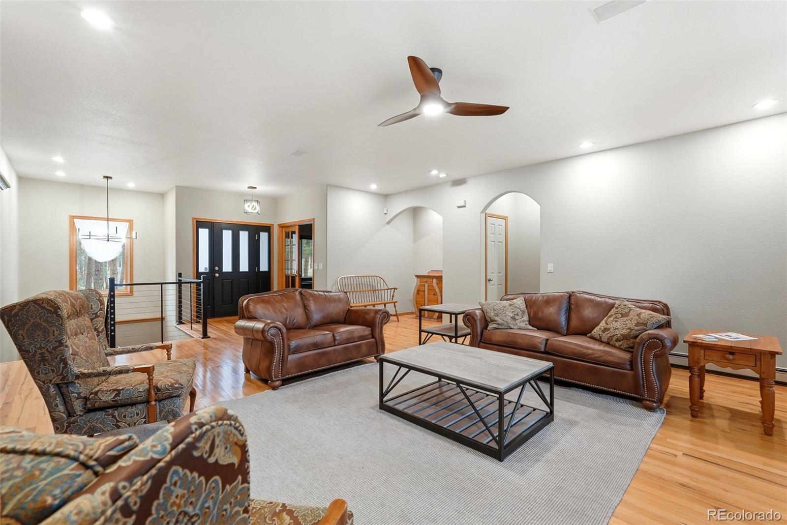 3925 Wavy Oak Drive