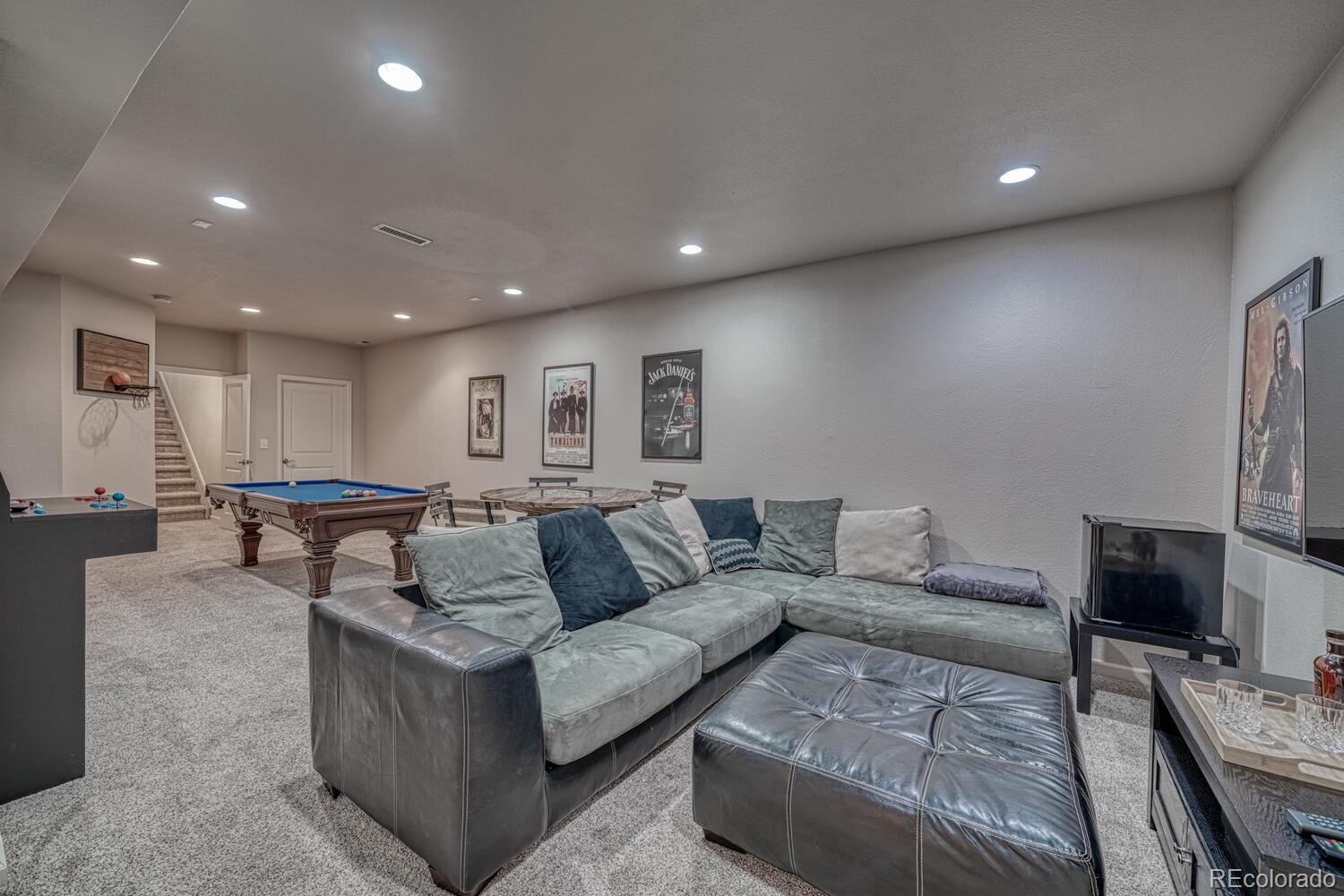 3290 Riverwood Way