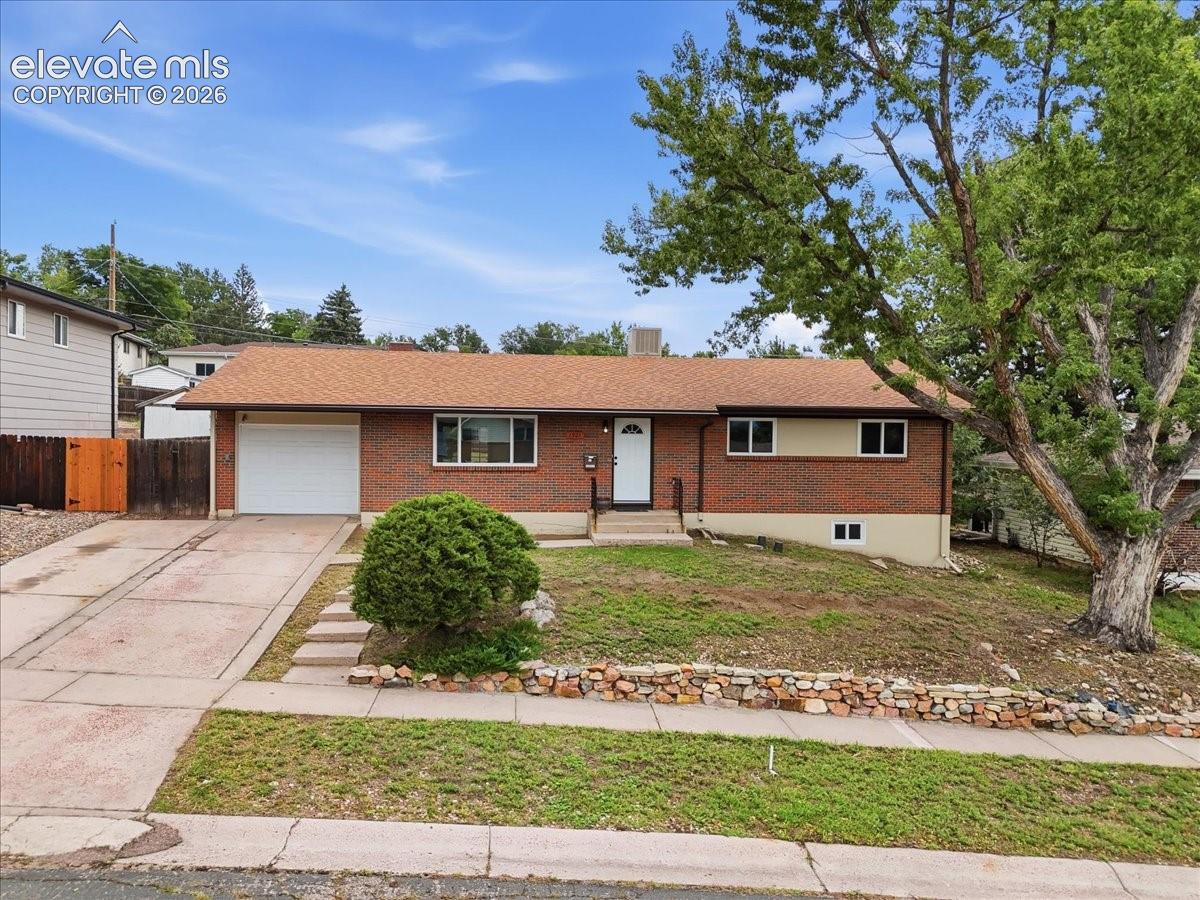 1921 Essex Lane