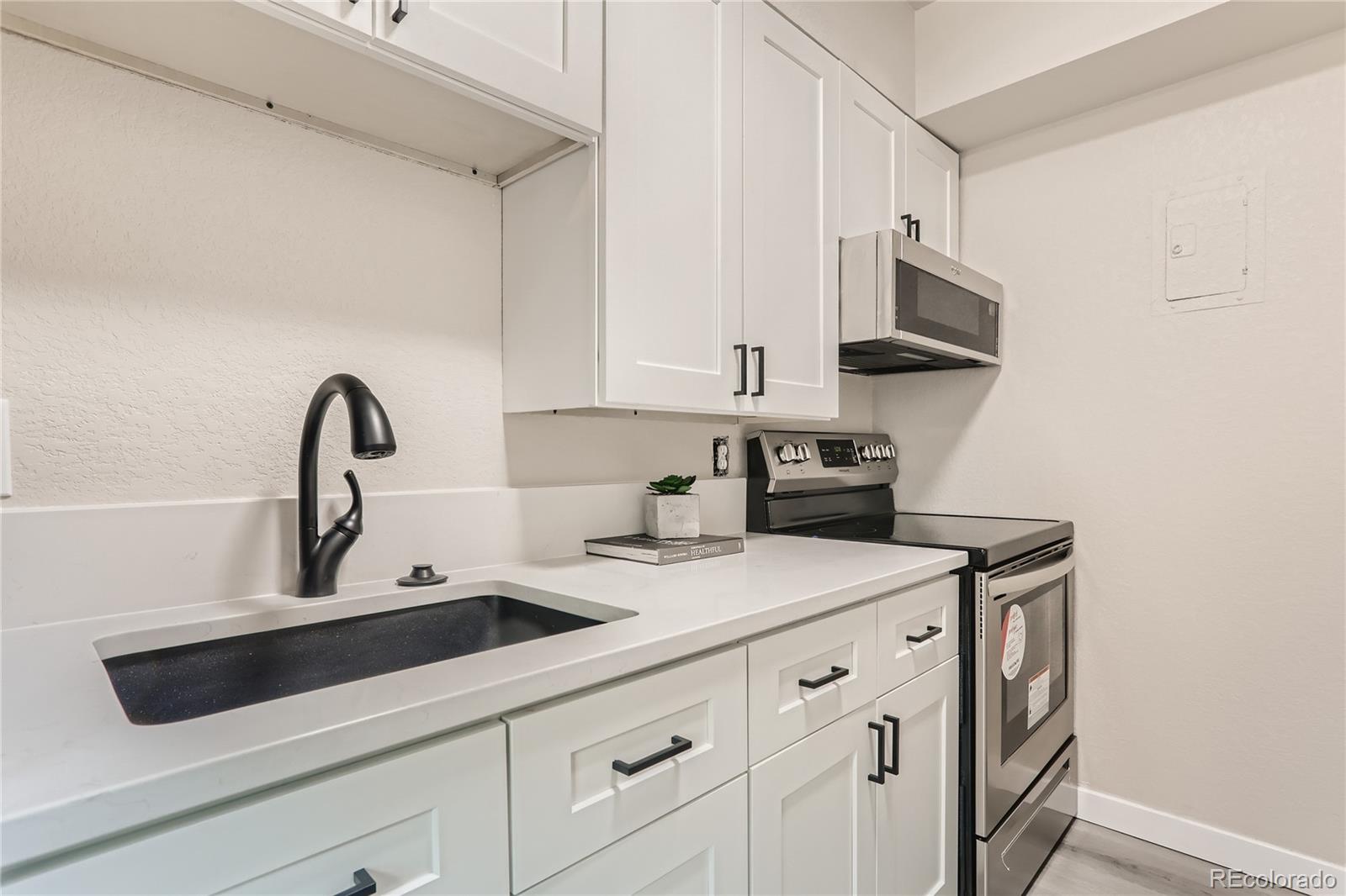 1045 N Pennsylvania Street Unit: 301