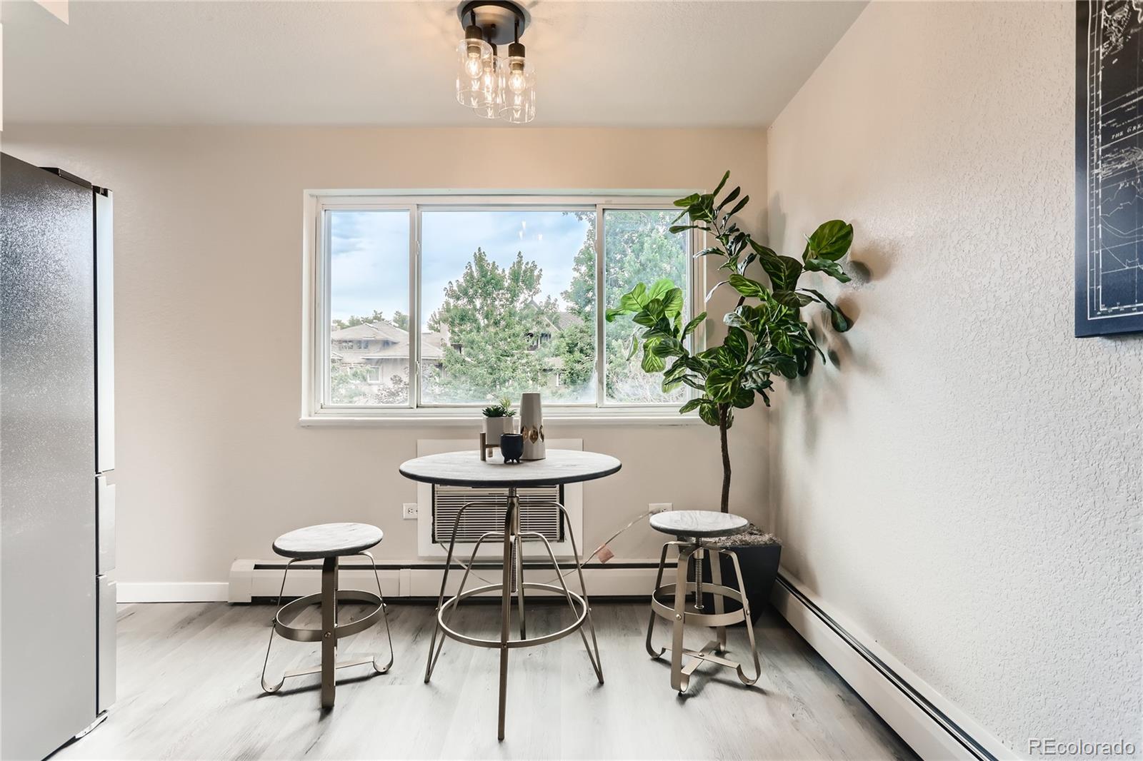 1045 N Pennsylvania Street Unit: 301