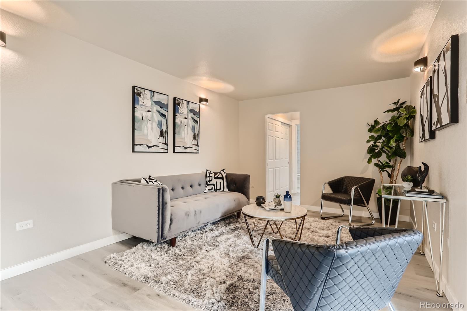 1045 N Pennsylvania Street Unit: 301