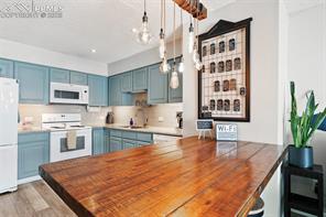 518 Superior Street
