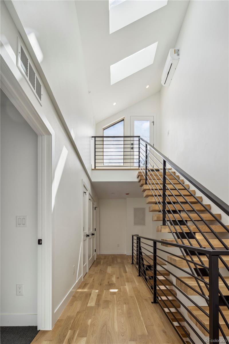 402 N Ford Street Unit: 1