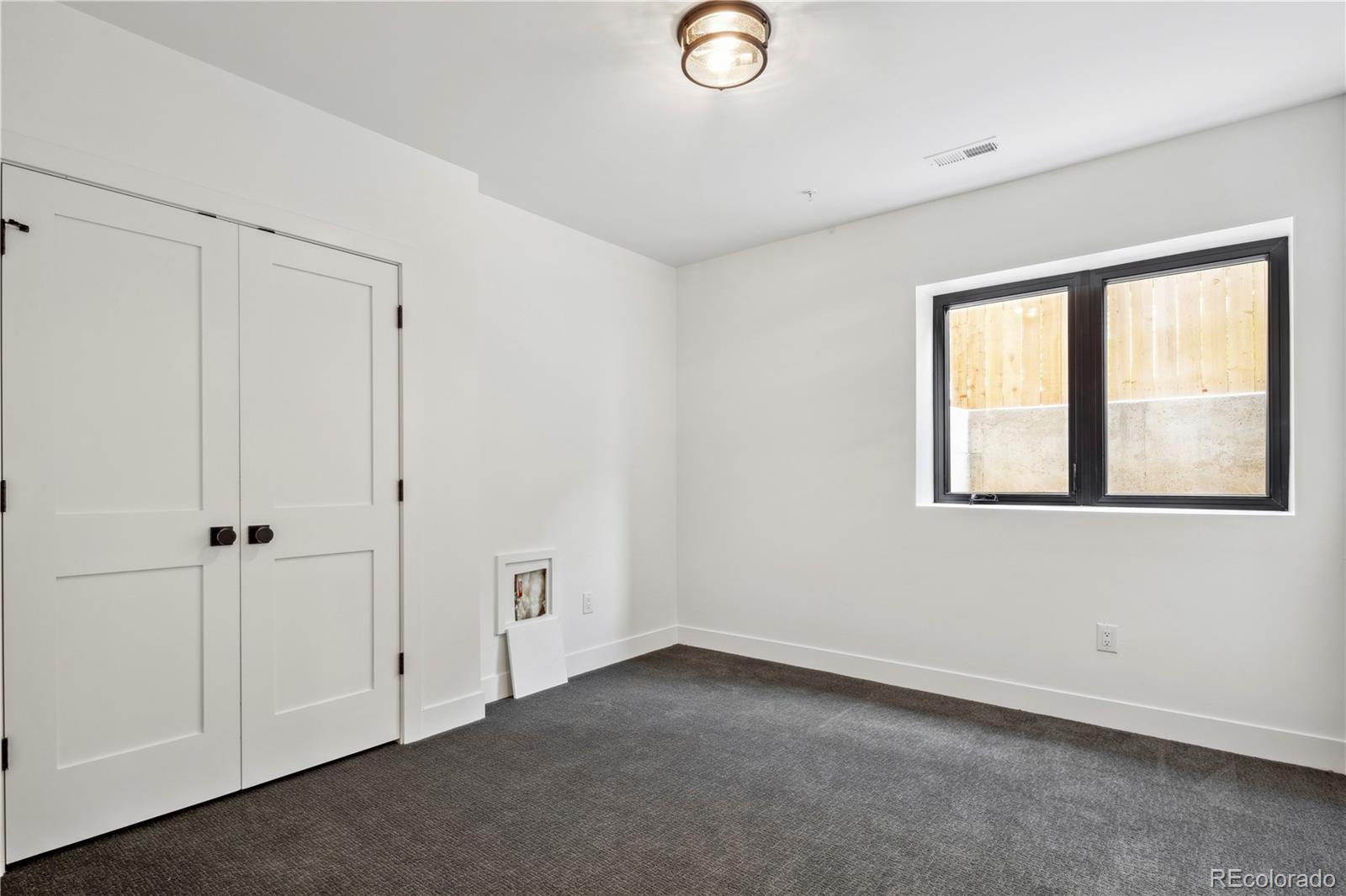 402 N Ford Street Unit: 1