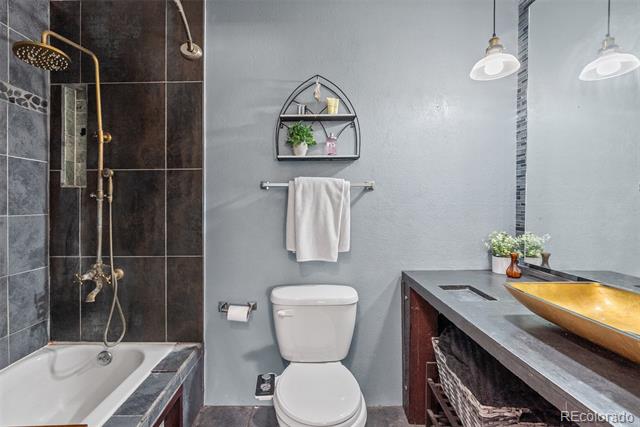 6680 E Mississippi Avenue Unit: 3