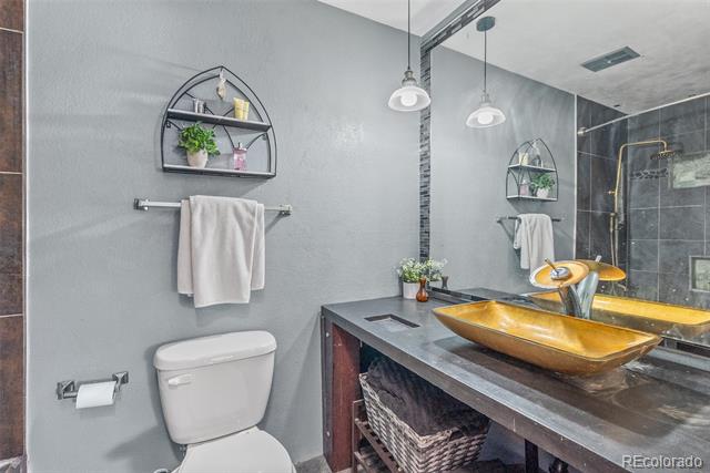 6680 E Mississippi Avenue Unit: 3