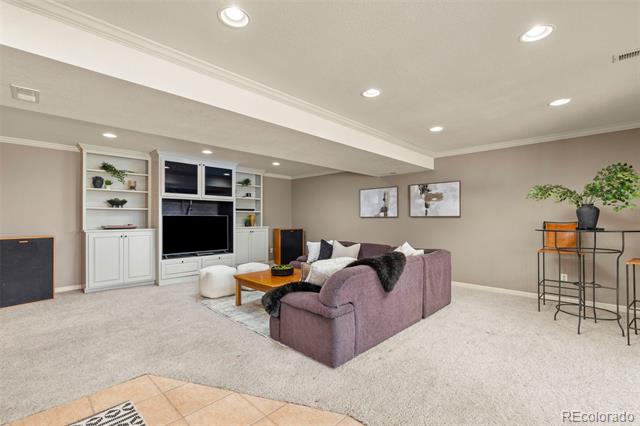 7532 Lakecliff Way