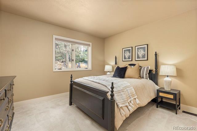 7532 Lakecliff Way