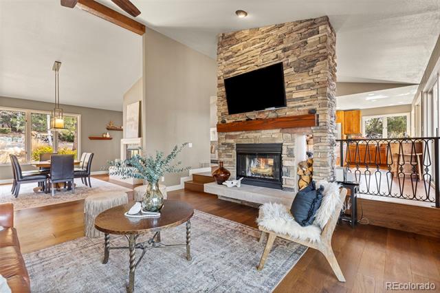 7532 Lakecliff Way