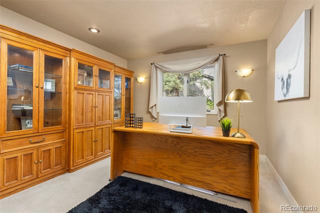7532 Lakecliff Way